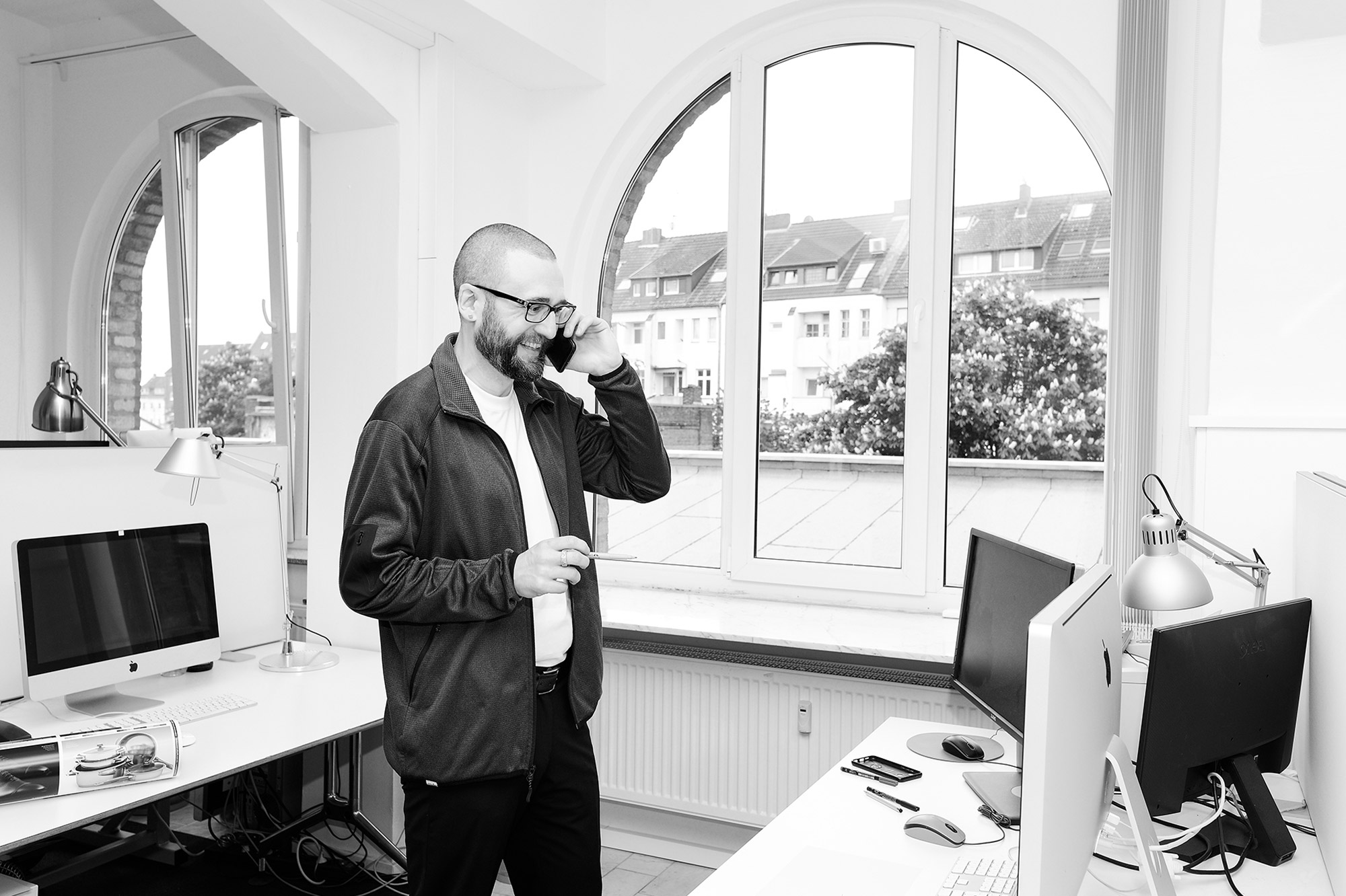 Lukas Friedrich telefoniert